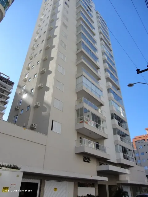 Imagem Apartamento 4 dormitórios para Locação em Itapema, Meia Praia, 4 dormitórios, 1 suíte, 2 banheiros, 2 vagas