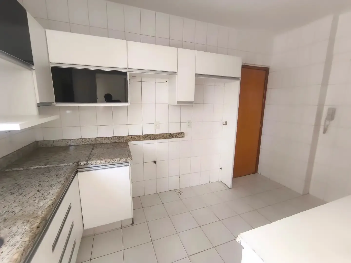 Imagem Apartamento 3/4 Sendo 2 Suites No Residencial Alexandrino