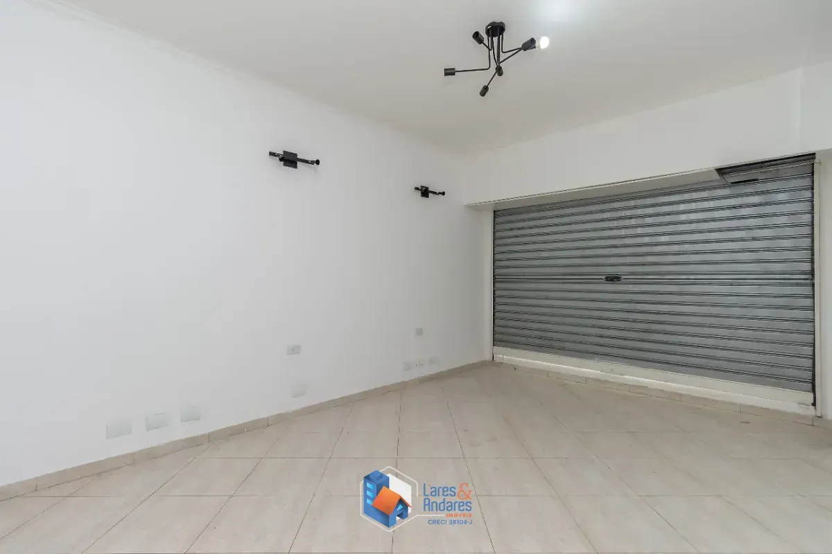Imagem Casa comercial para venda em Água Fria, 234m²