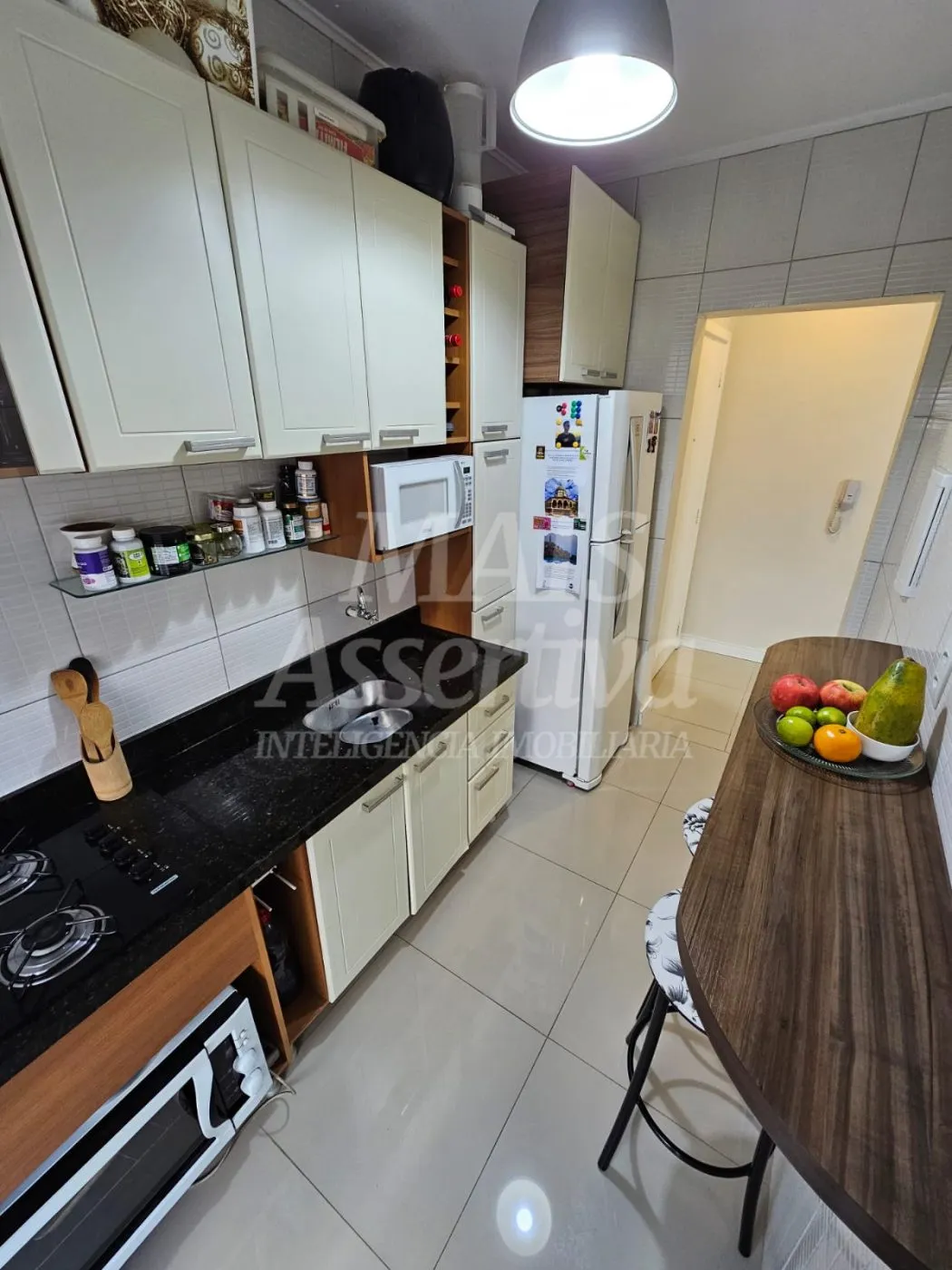 Imagem Apartamento térreo, semi mobiliado para venda - 66m²