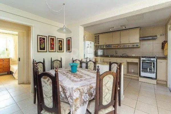 Imagem Casa para Venda - 227m², 3 dormitórios, sendo 1 suites, 4 vagas - Azenha