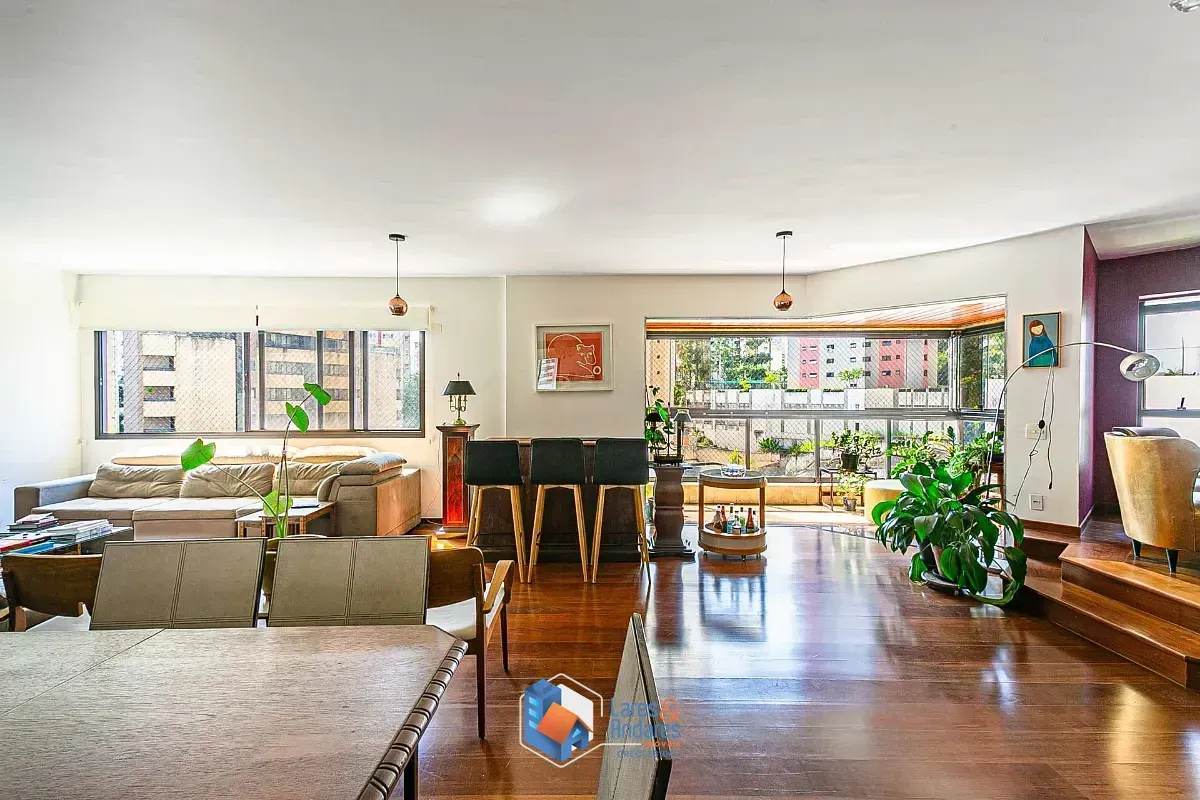 Foto do imóvel Apartamento para venda em Morumbi com 4 quartos, sendo 4 suítes, 238m² em Rua Nelson Gama de Oliveira