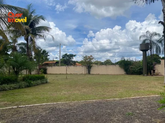 Imagem Chácara em condomínio: 3 quartos, 3 suítes, 1 sala, 5 banheiros, 3 vagas de garagem, 600m² em Ribeirão Preto-SP