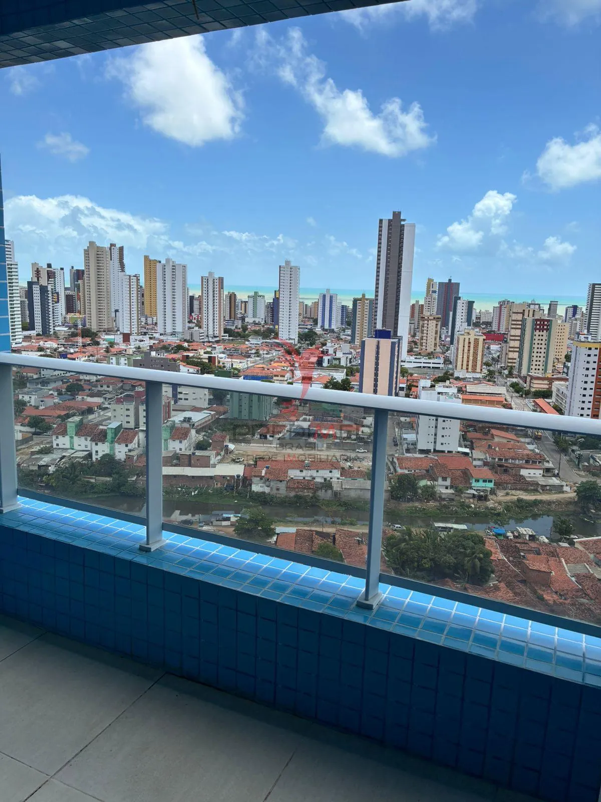 Imagem Apartamento com 3 Quartos , sendo 2 Suites, 2 Vagas de Garagem no Brisamar, João Pessoa