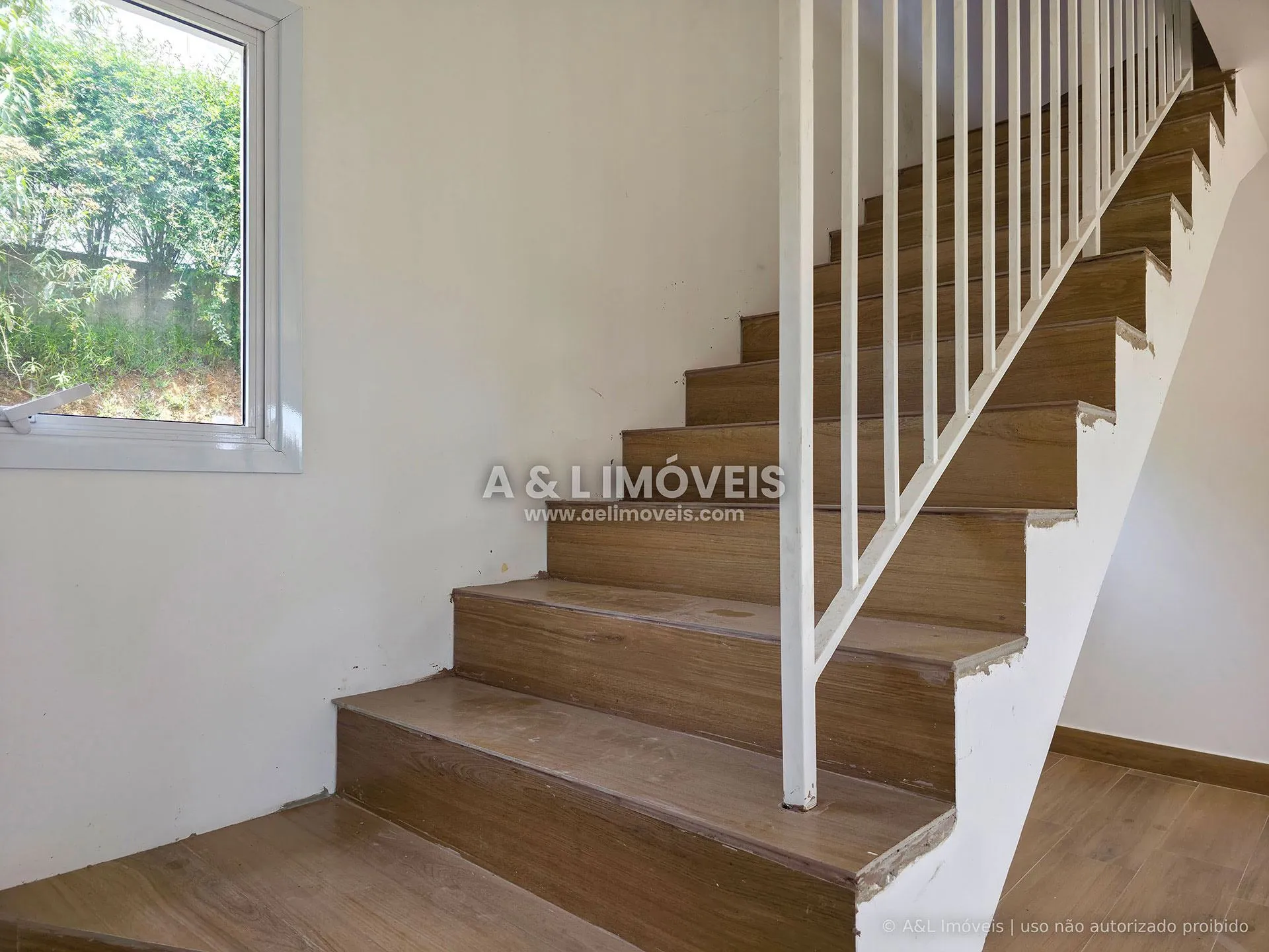 Imagem Casa com 5 dorms em Campos do Jordão e suíte com vista para Pedra do Baú
