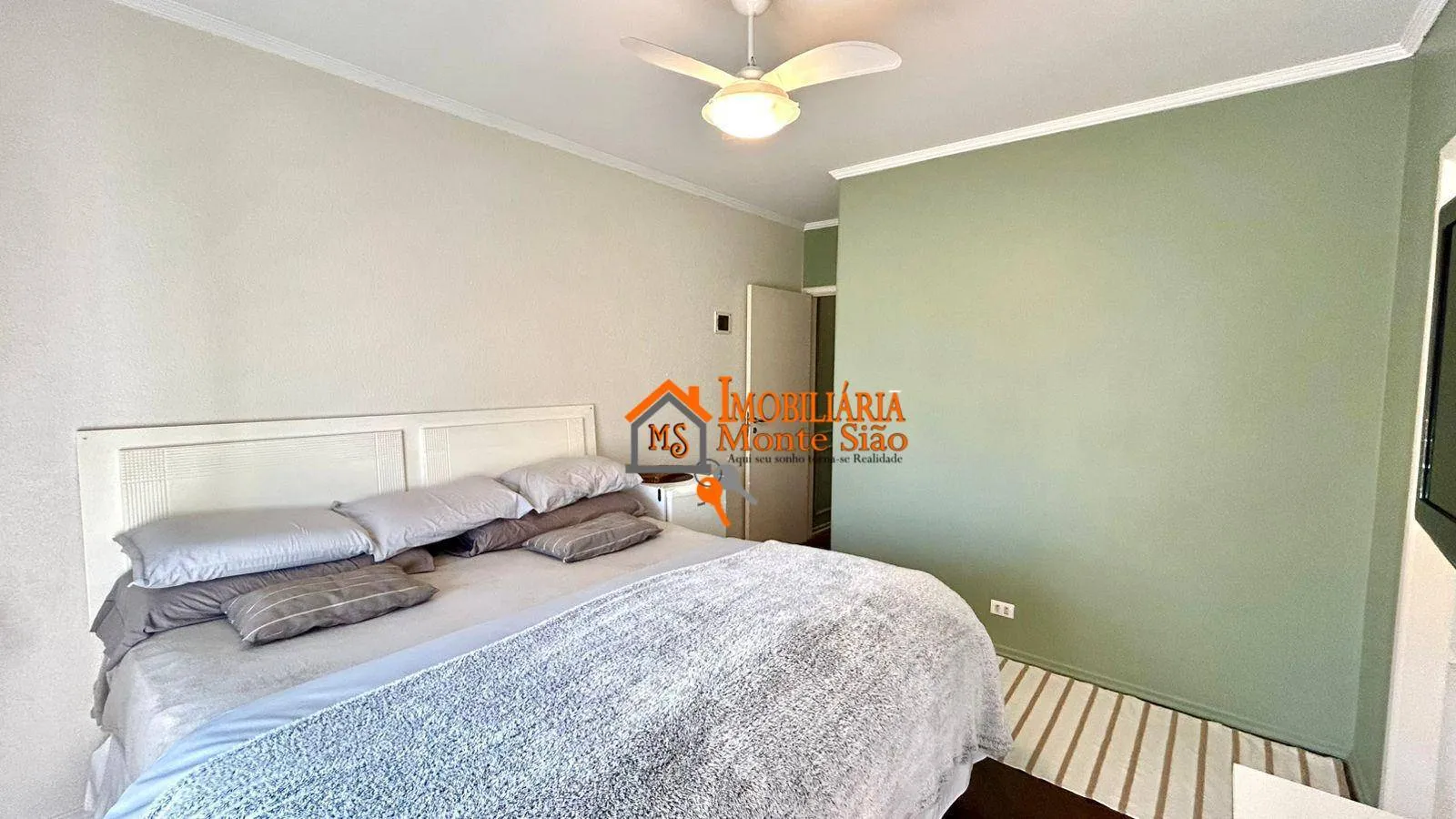 Imagem Sobrado à venda, 190 m² por R$ 1.390.000,00 - Vila Augusta - Guarulhos/SP