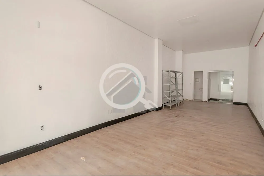 Imagem DESOCUPADA. LOJA com 49,77 m², de frente a rua projetada, Cond Parque Castor Farroupilha, Bloco Bet...