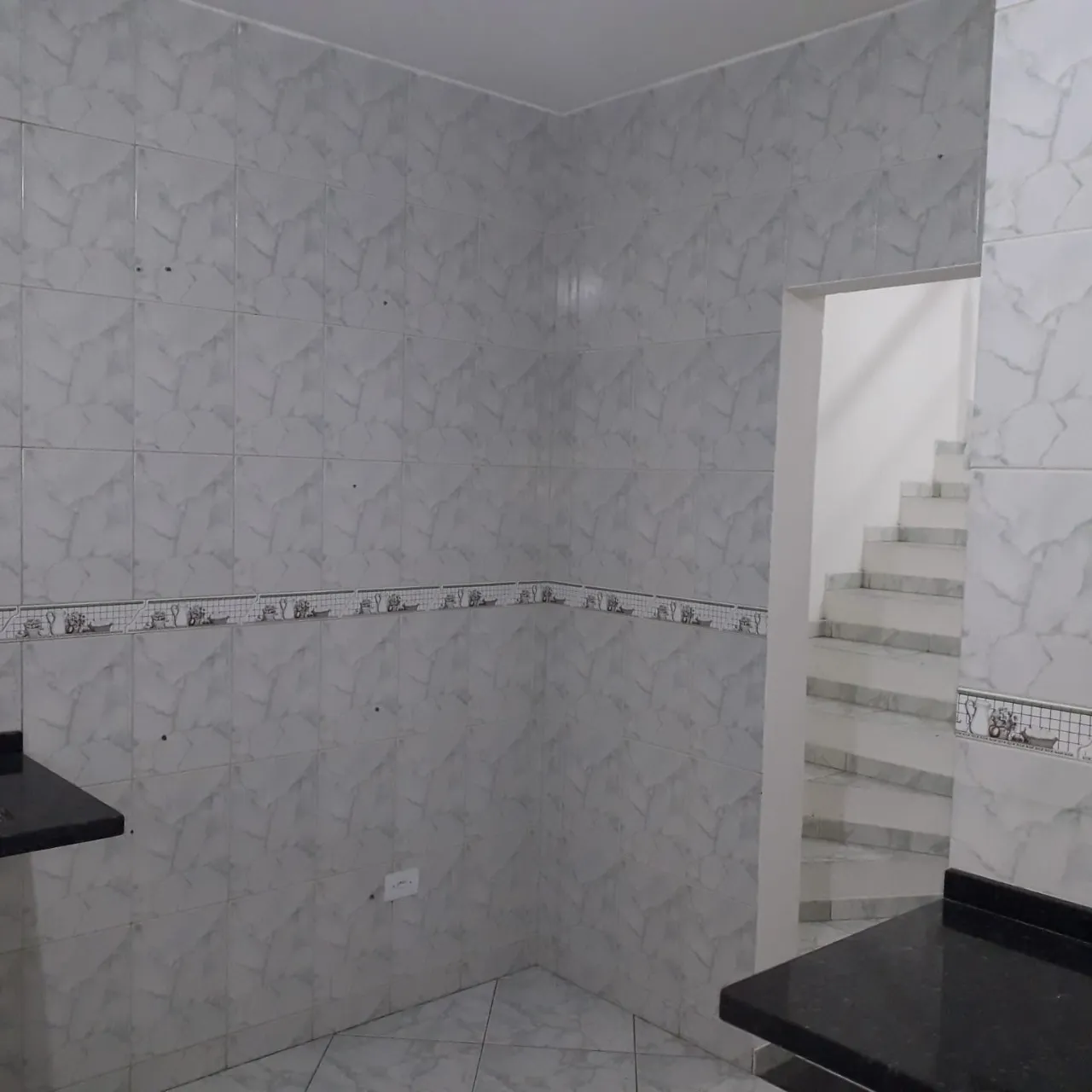 Imagem Casa à venda em Sorocaba-SP, Jardim Nilton Torres: 3 quartos, 1 suíte, 2 salas, 2 banheiros, 2 vagas de garagem, 125m².