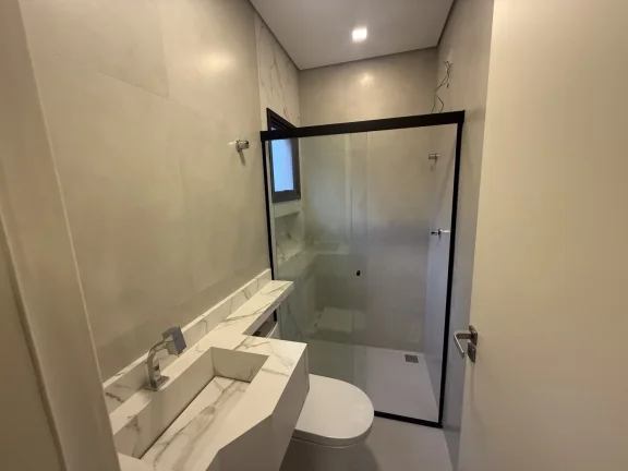 Imagem Casa a Venda com 3 Suítes e Piscina - Muito Conforto!