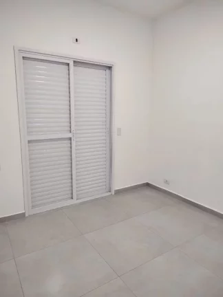 Imagem Sobrado com 2 dormitórios à venda, 62 m² por R$ 395.000 - Aviação - Praia Grande/SP
