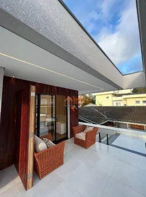 Imagem Sobrado com 3 dormitórios à venda, 330 m² por R$ 4.500.000,00 - Parque Residencial Itapeti - Mogi das Cruzes/SP