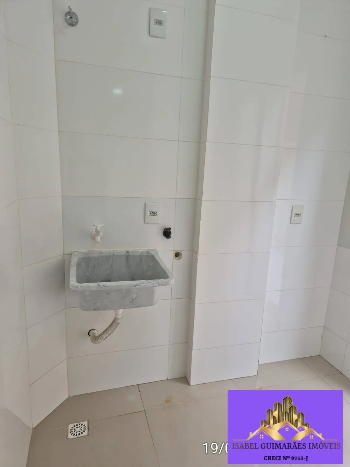 Imagem Vendo Apartamento,  03 quartos sendo uma Suíte no Gravatá de Navegantes