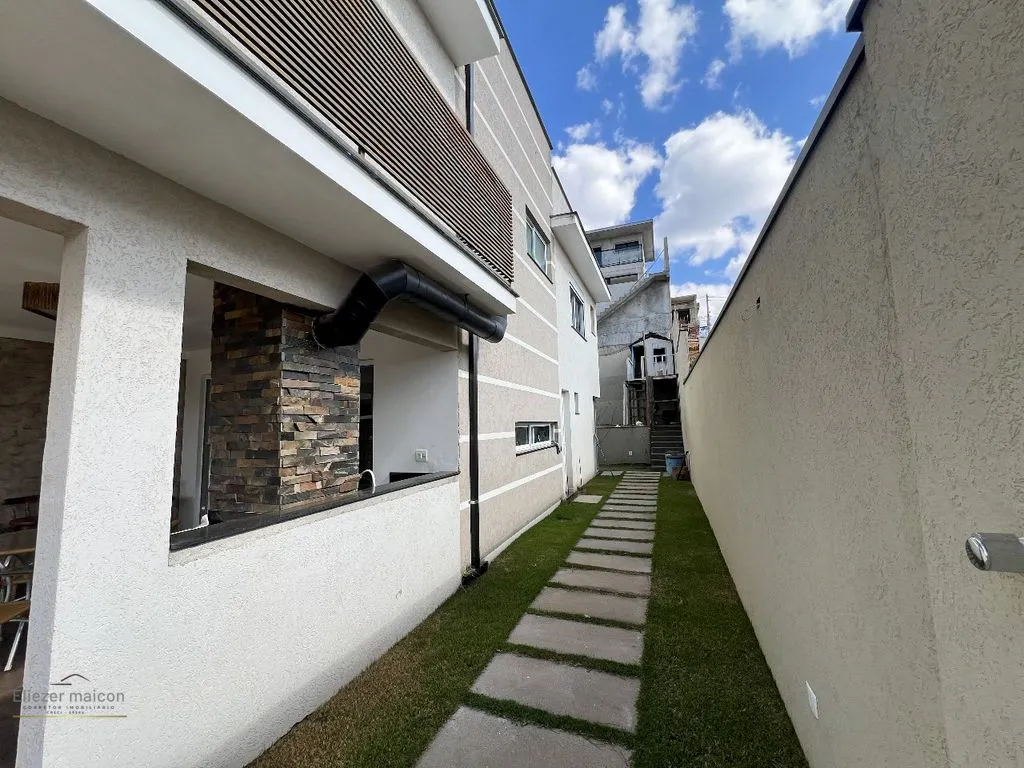 Imagem Casa alto padrão em condomínio fechado bairro Centre Ville em Poços de Caldas MG