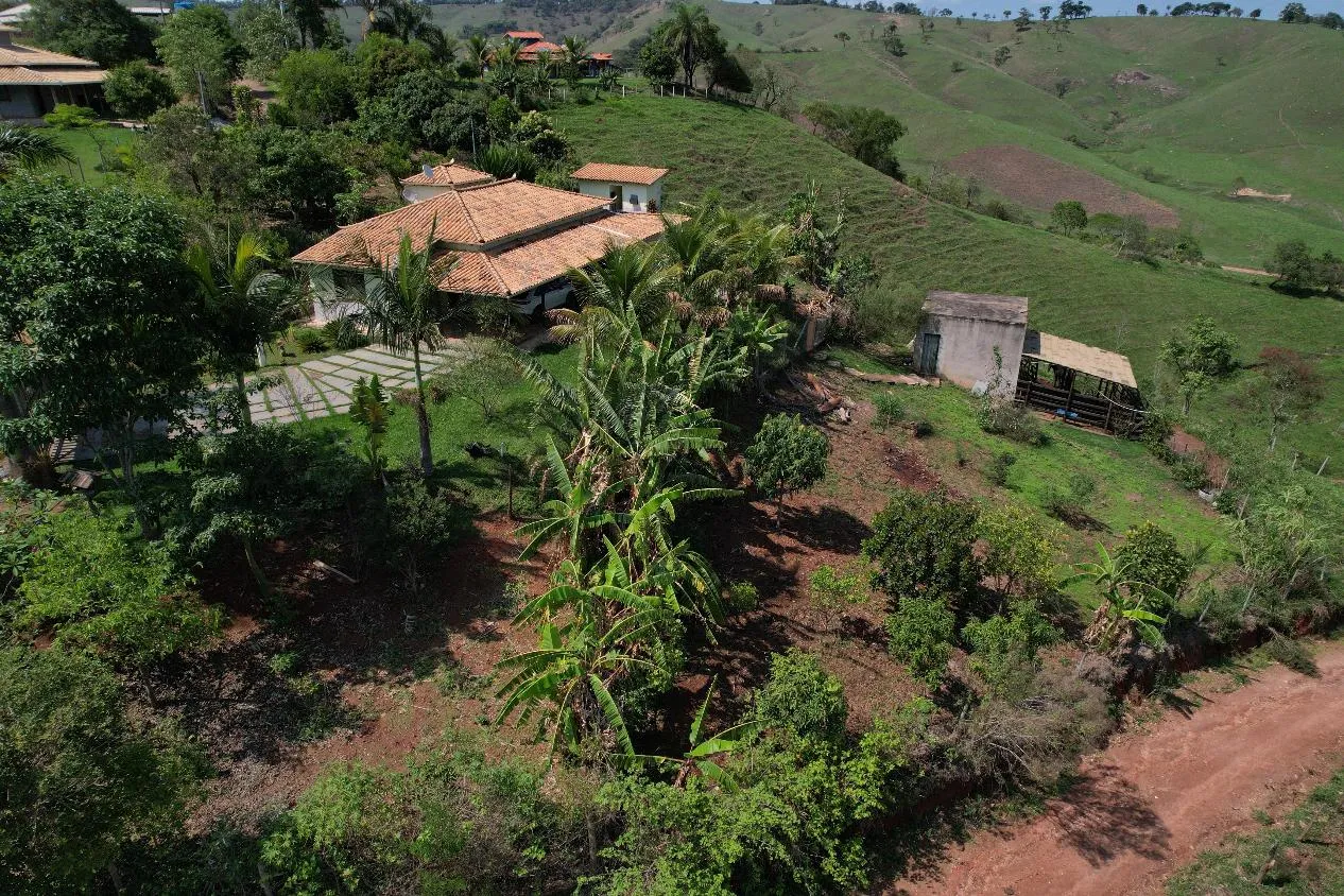 Imagem Lindo sítio à venda em Rio Manso/MG , com 20.000 m² de terra