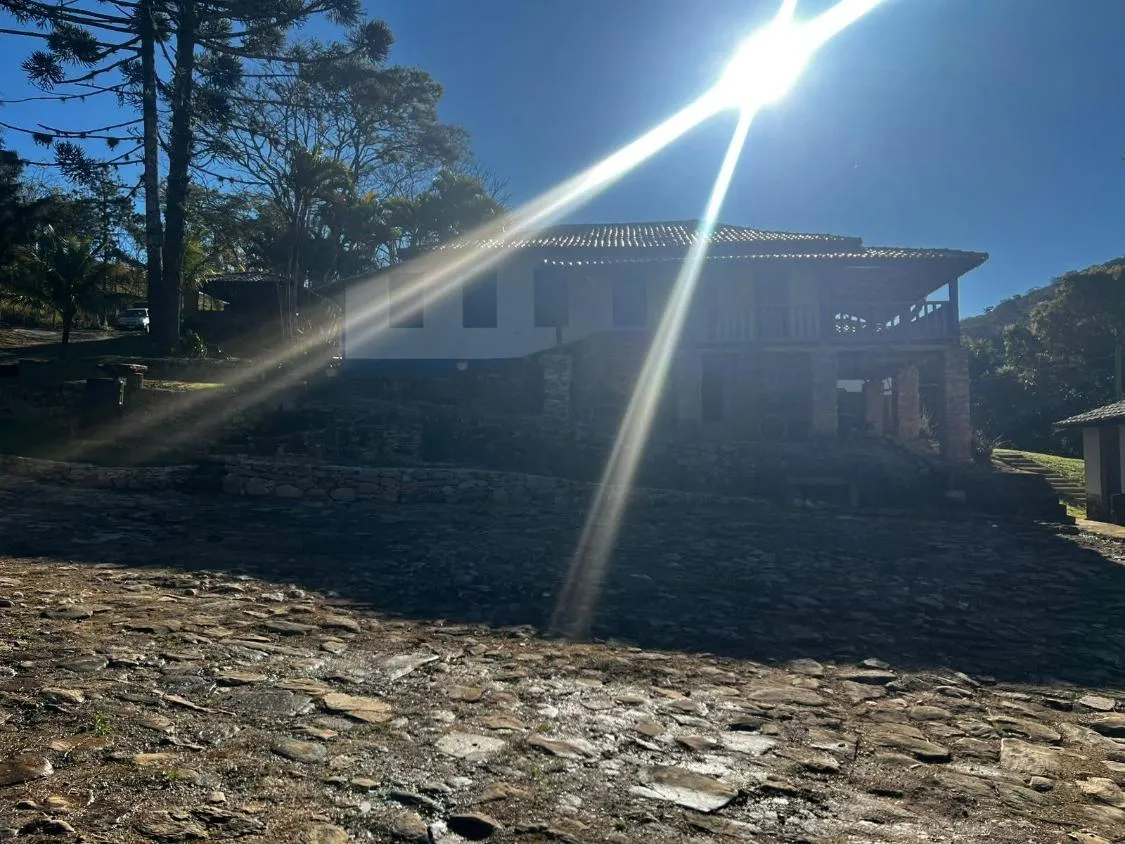 Imagem Excelente fazendinha à venda em Carmópolis de Minas, com área total de 54 HECTARES
