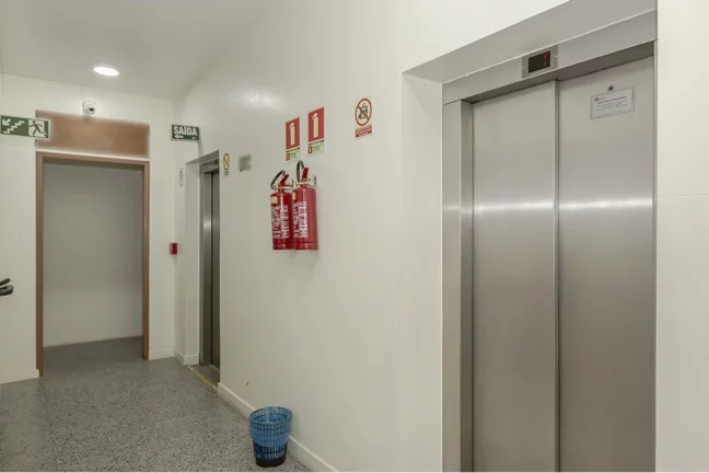 Imagem Sala para venda no bairro Centro Histórico em Porto Alegre