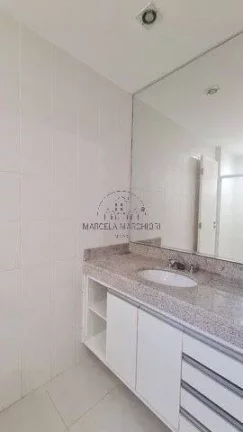 Imagem Apartamento na Praia da Costa, 03 quartos, 1 suíte vista para o mar