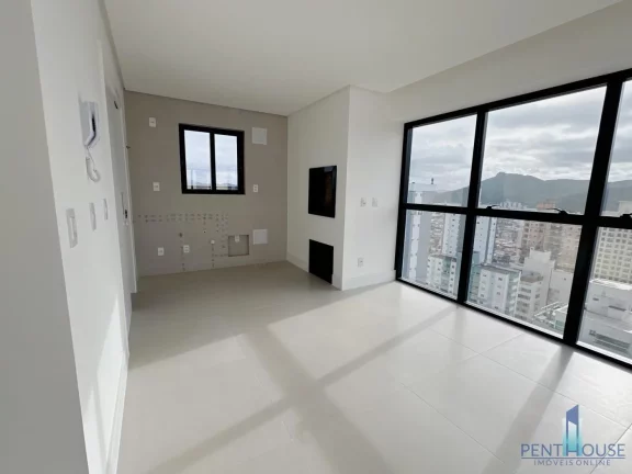 Imagem Apartamento Zona Central para Venda em Balneário Camboriú, CENTRO, 4 dormitórios, 2 suítes, 4 banheiros, 3 vagas