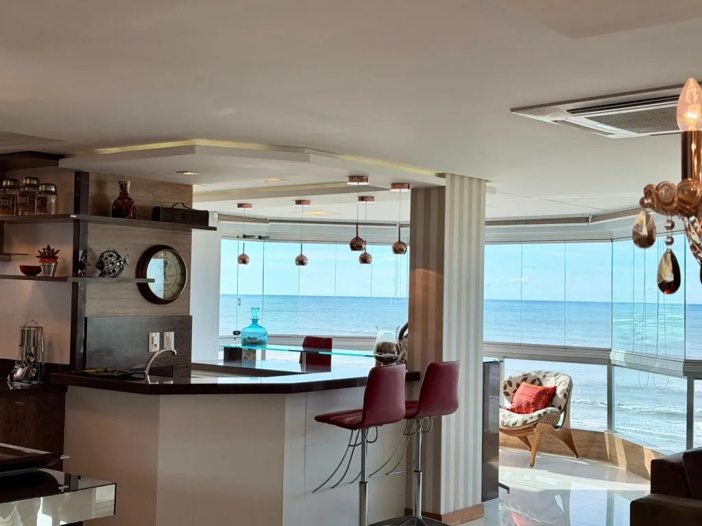 Imagem Apartamento 4 Dormitórios - Bairro Navegantes