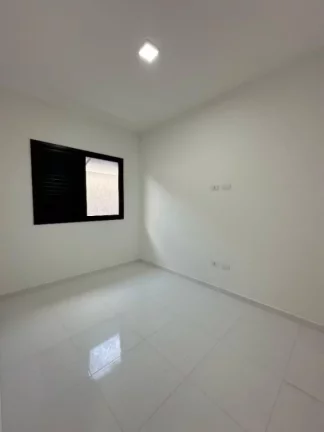 Imagem EXCELENTE OPORTUNIDADE!!! Casa de condomínio com 2 dormitórios!