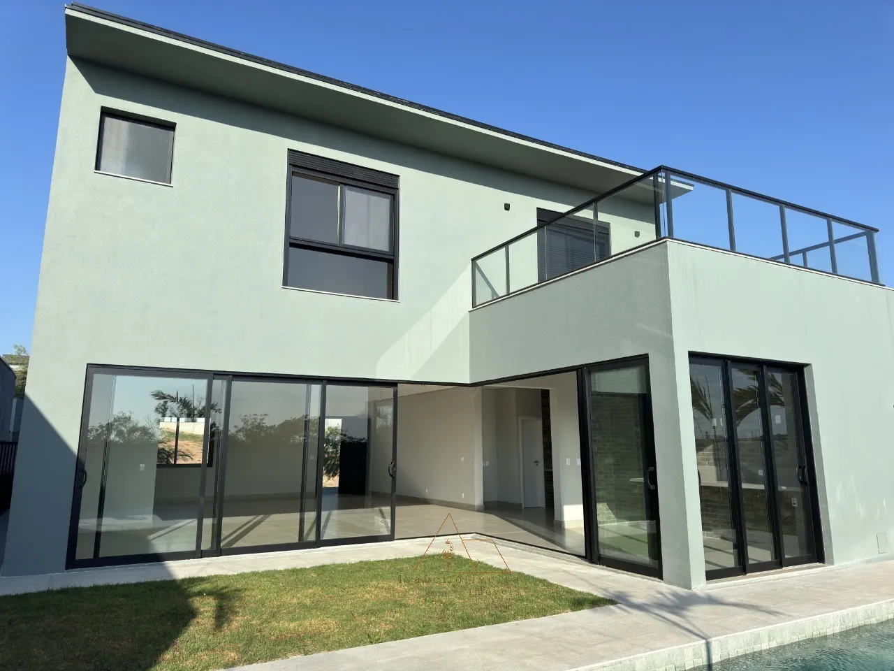 Foto do imóvel Venda de Casa de Luxo em Condomínio Fechado em Itu-SP 4 Quartos, 4 Suítes, 2 Salas e 3 Vagas de Garagem