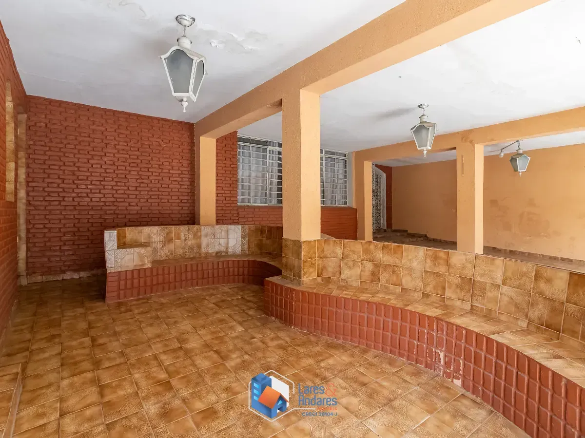 Imagem Casa para venda em Vila Inah com 3 quartos, sendo 1 suíte, 280m²