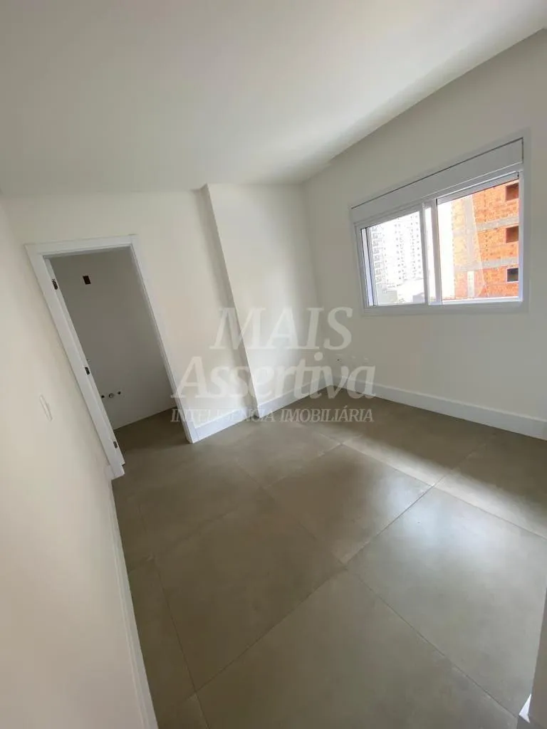 Imagem Apartamento para Venda com 03 Suítes em Itapema SC