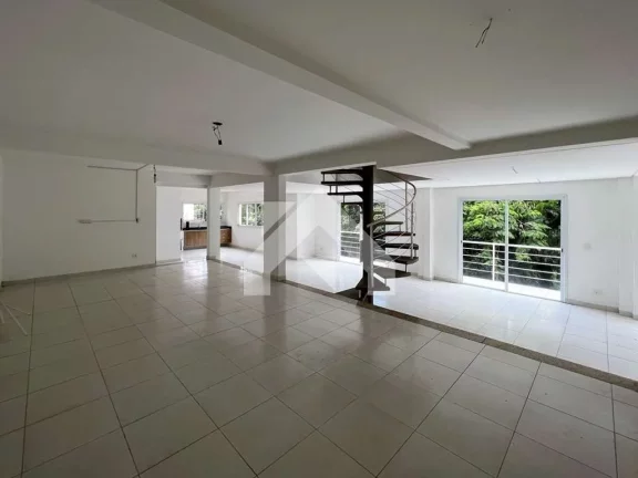Imagem Casa de Condomínio em Chácara Santa Lúcia - Carapicuíba