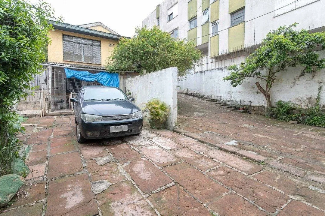 Imagem Casa para Venda - 0.01m², 5 dormitórios, 10 vagas - Petrópolis