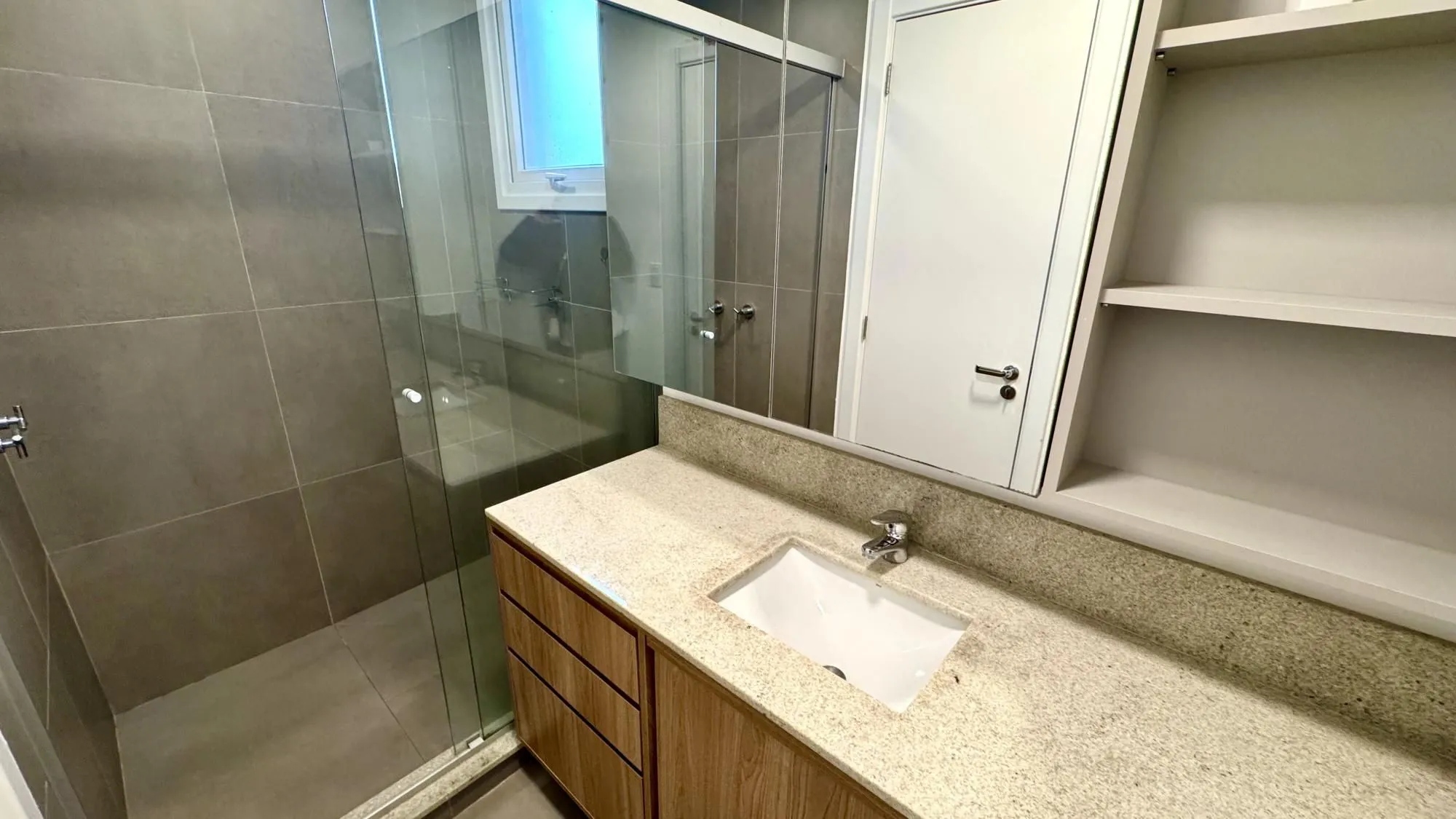Imagem Apartamento 3 dormitórios com suíte e 2 vagas - Higienópolis, Porto Alegre