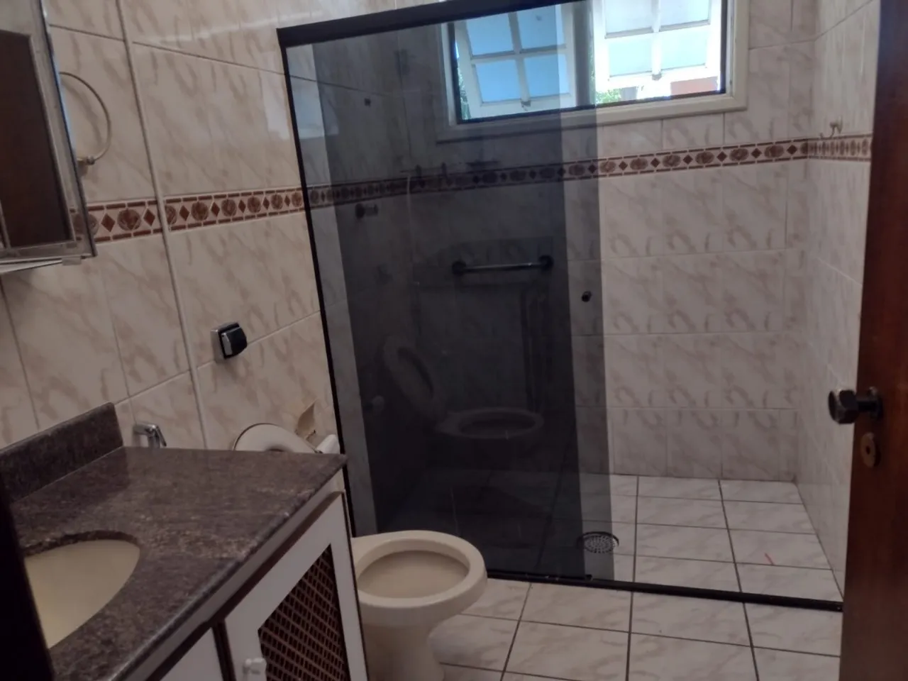 Imagem Vende-se Linda Casa no Loteamento fechado City Castelo
