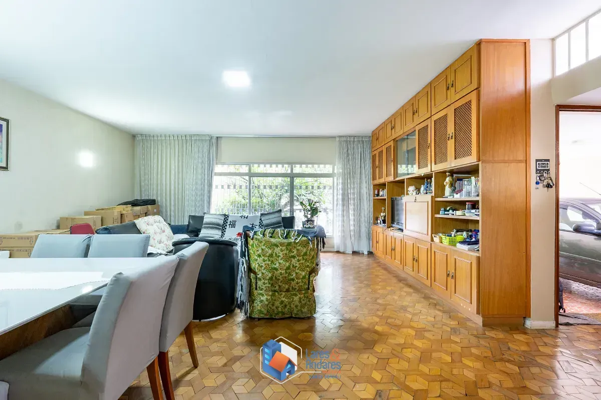 Foto do imóvel Casa para venda em Jardim Jussara com 3 quartos, sendo 1 suíte, 414m² em Rua Coronel Cândido Bravo