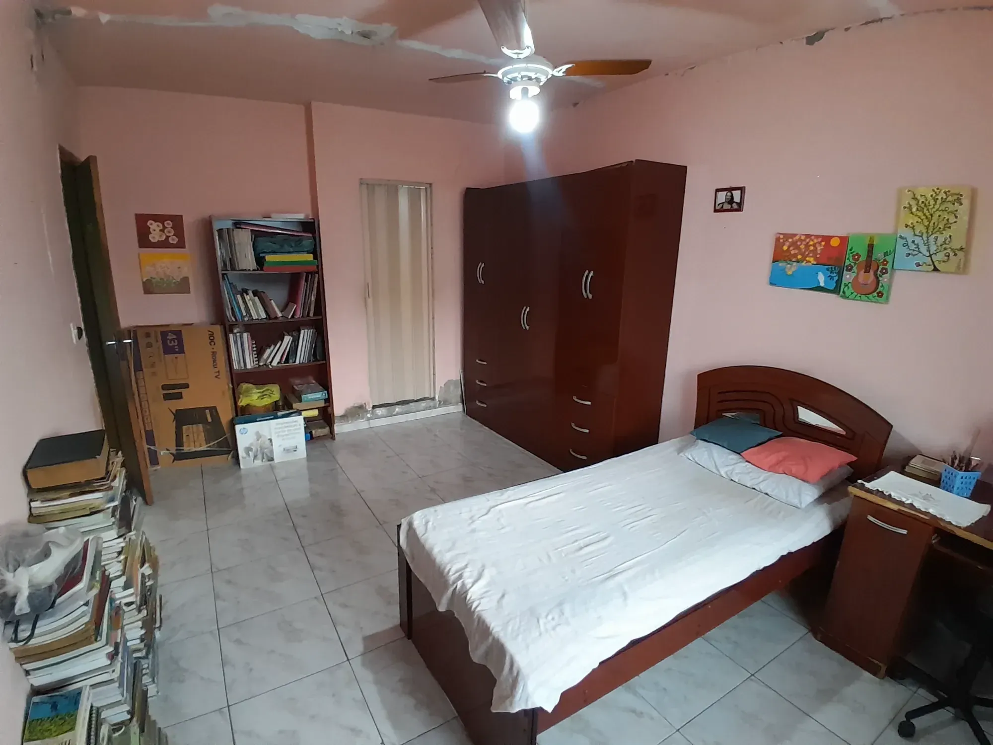 Imagem Casa com 2 Quartos à Venda, 150 metros em Bangu - Rio de Janeiro