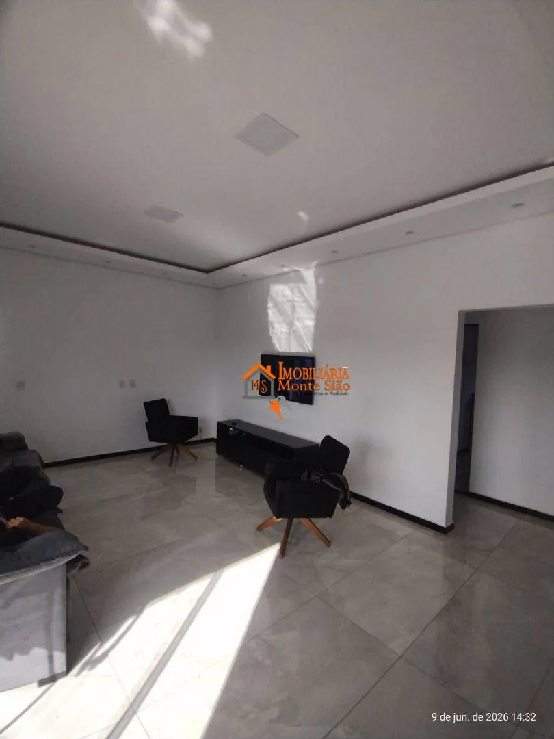 Imagem Casa com 4 dormitórios à venda, 190 m² por R$ 910.000,00 - Centro - Biritiba Mirim/SP