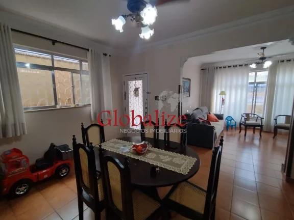Imagem Sobrado à venda com 3 dormitórios e 1 vaga no bairro do Macuco em Santos por R$ 850.000,00