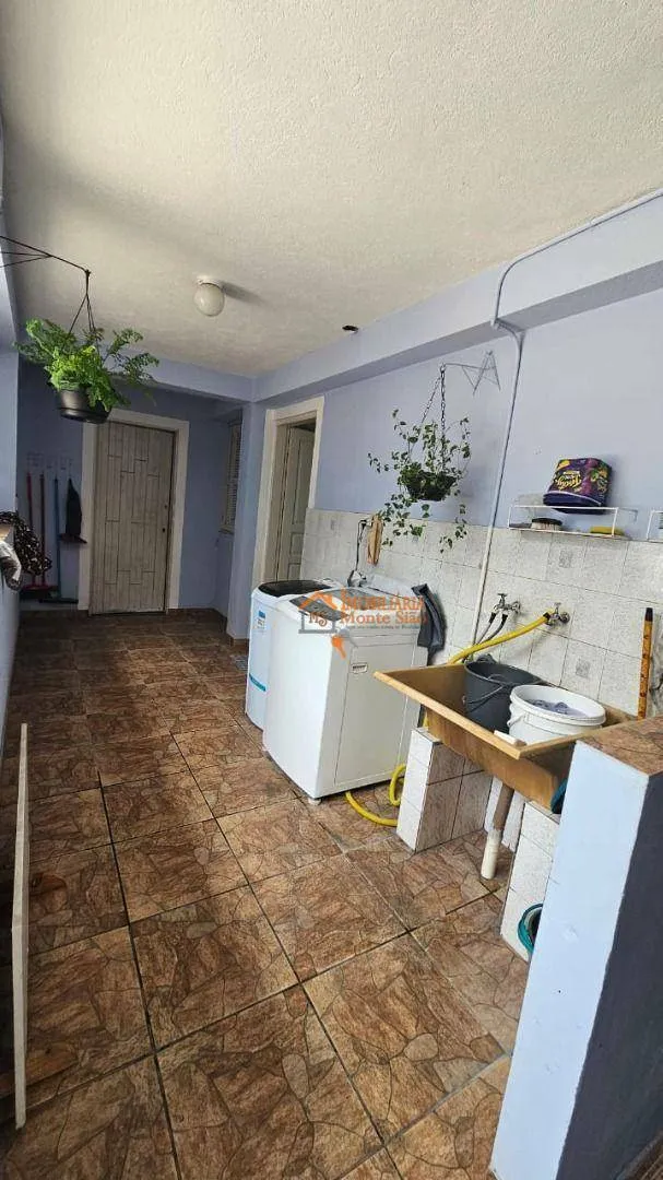 Imagem Casa com 5 dormitórios à venda por R$ 1.270.000,00 - Jardim Cumbica - Guarulhos/SP
