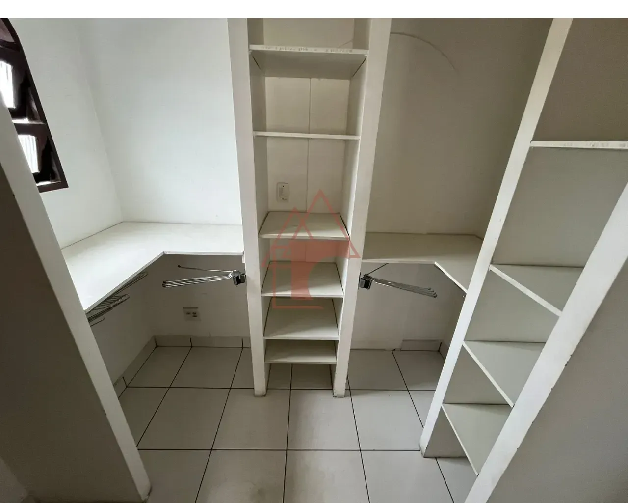 Imagem Casa com 2 Quartos à Venda, 141 m² em Jardim Casqueiro - Cubatão