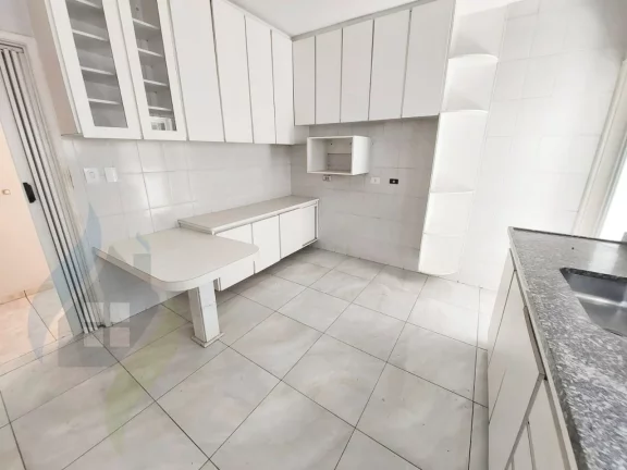 Imagem Apartamento com 145m², 4 dormitórios sendo 2 suítes, varanda, 3 banheiros, 2 vagas cobertas, em Rudge Ramos, São Bernardo do Campo