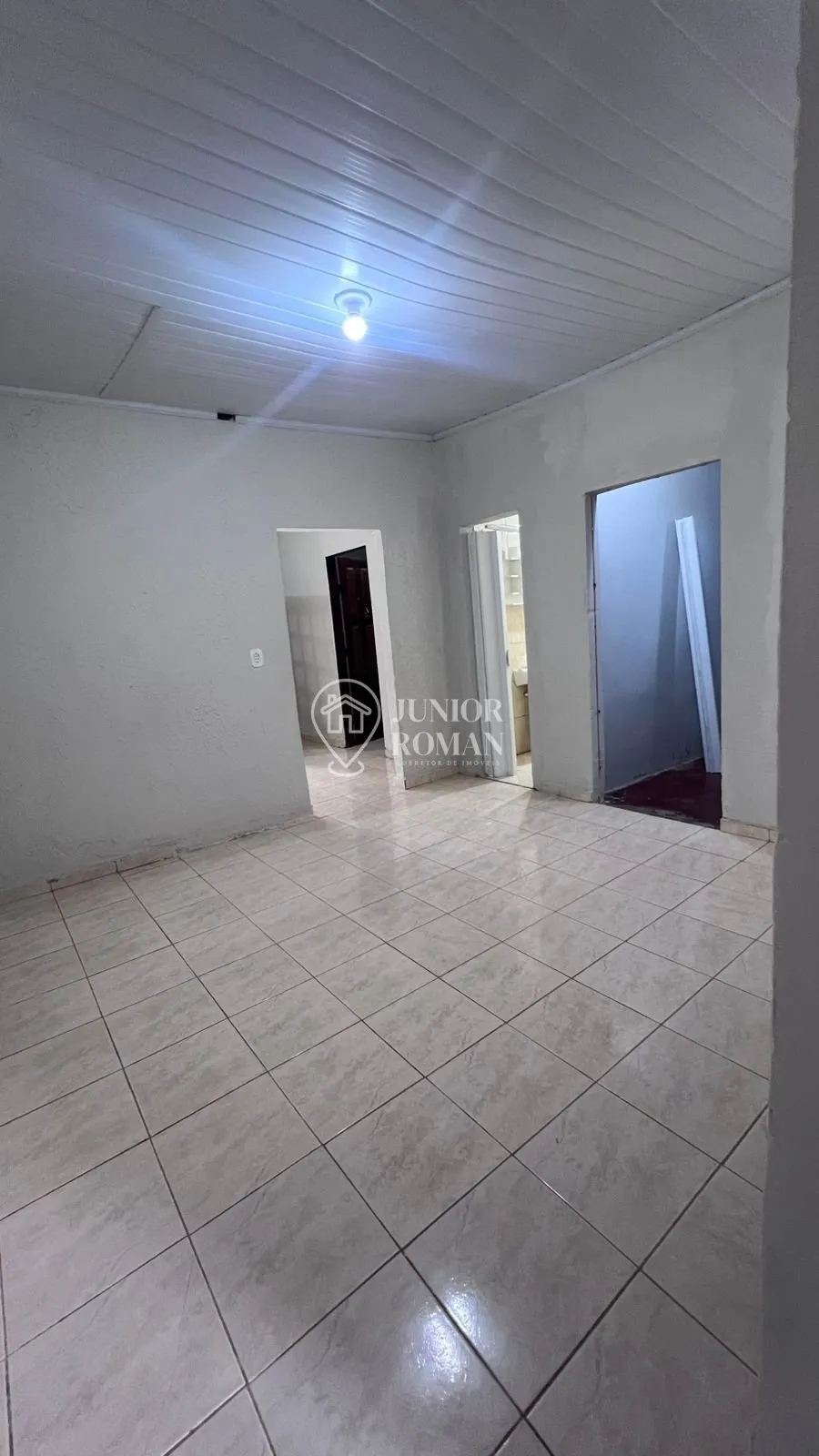 Imagem CASA 03 DORM 210M2 l PORTÃO ELETRICO - VILA DOS FUNCIONÁRIOS - BARREIRAS/BA