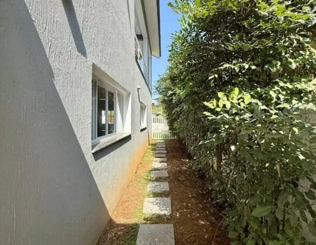 Imagem Casa para Venda em Bertioga, Riviera, 3 dormitórios, 3 suítes, 4 banheiros, 3 vagas