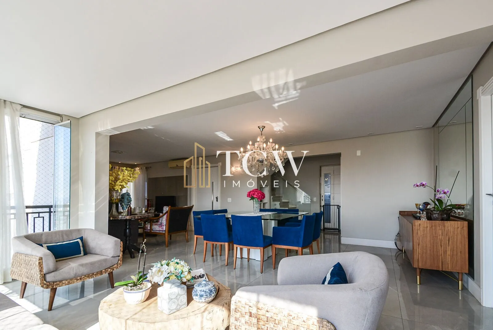 Imagem Cobertura Duplex Exclusiva à Venda - Alto Padrão | 268m² | Localização Estratégica