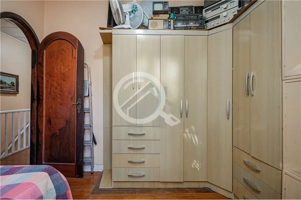 Imagem Sabe aquela casa clássica, com amplos ambientes, pronta para acolher sua família, ou sua empresa, ...
