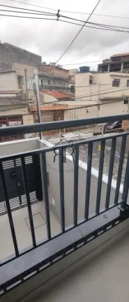 Imagem Sobre o imóvel
Sobrado à venda com 3 quartos, 1 suite, 2 vagas e 2 banheiros.
Localizado em Rua He...