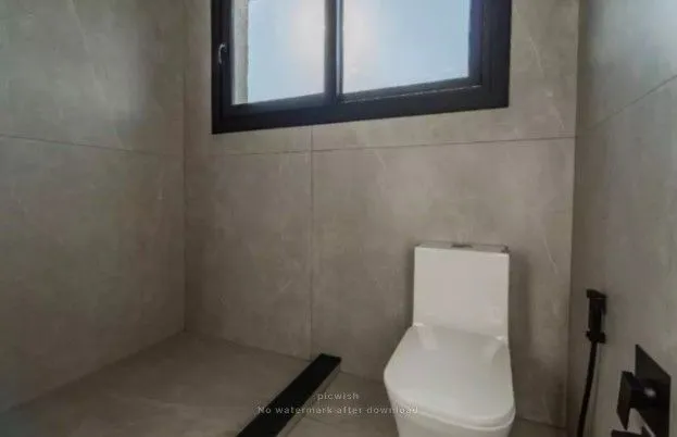 Imagem Casa 423 m², 4 suítes no Elegante Condomínio Saint Moritz, Mato Queimado Gramado