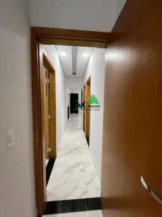 Imagem Casa para Venda em Santa Bárbara D`Oeste, Terrazul SM, 3 dormitórios, 1 suíte, 1 banheiro, 4 vagas