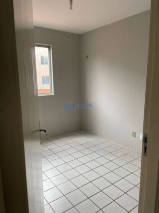 Imagem Apartamento com 2 Quartos à Venda, 45 m² em Itaperi - Fortaleza