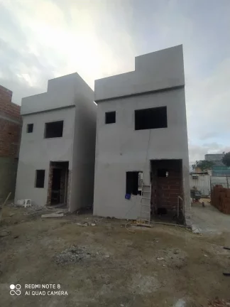 Imagem Casa residencial com 2 dormitório sendo 2 Suites a Venda no bairro Santa Mônica, Guarapari-ES