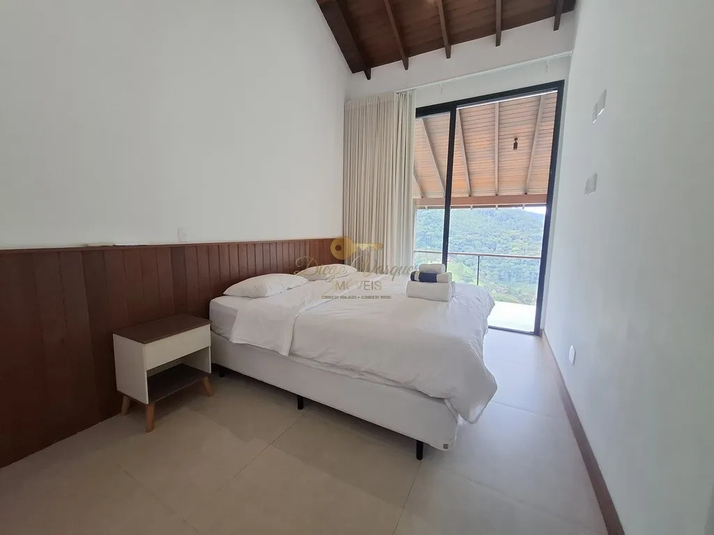 Imagem Casa em Condomínio para Venda em Teresópolis / RJ no bairro Vargem Grande