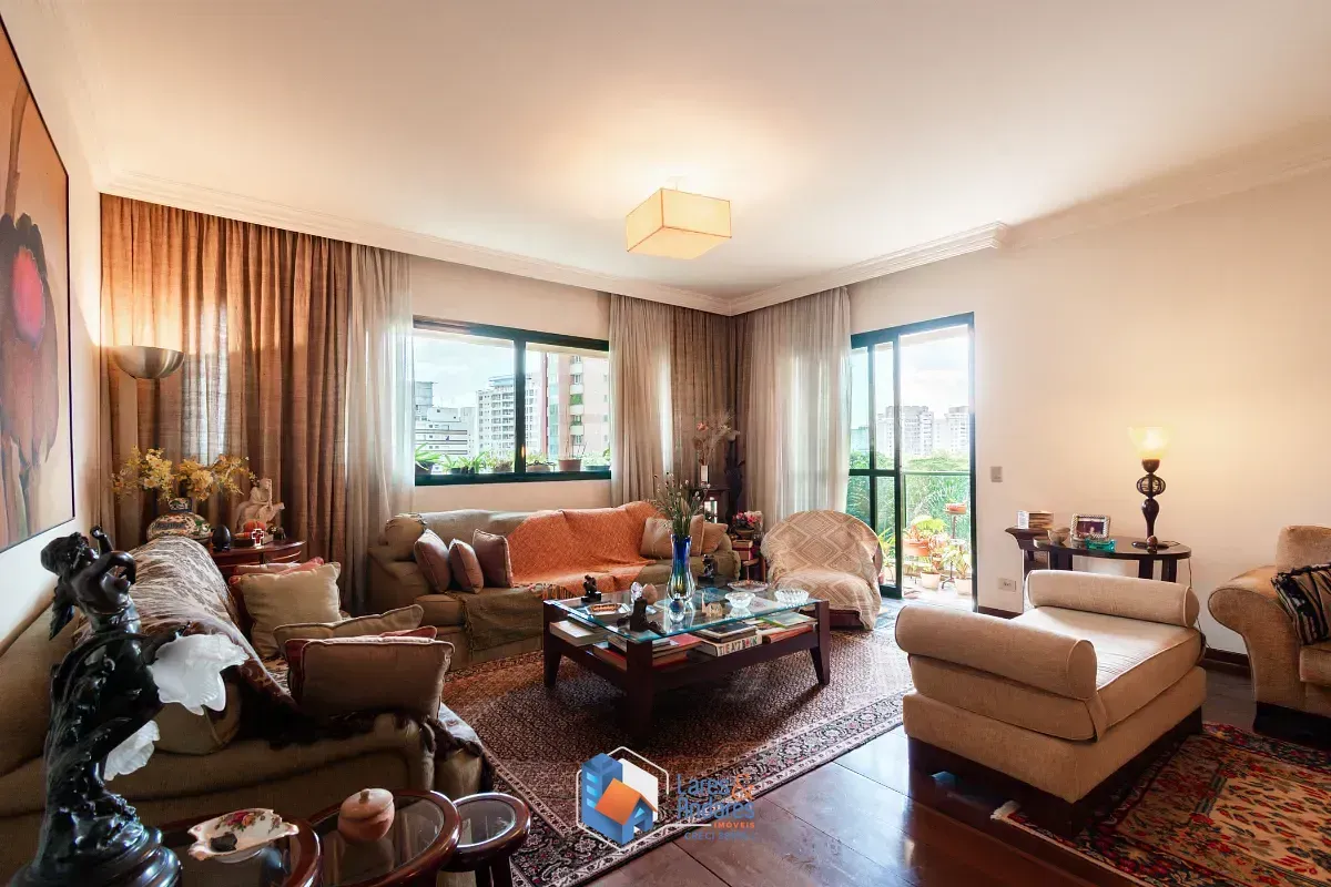 Imagem Apartamento para venda em Moema com 4 quartos, sendo 3 suítes, 222m²