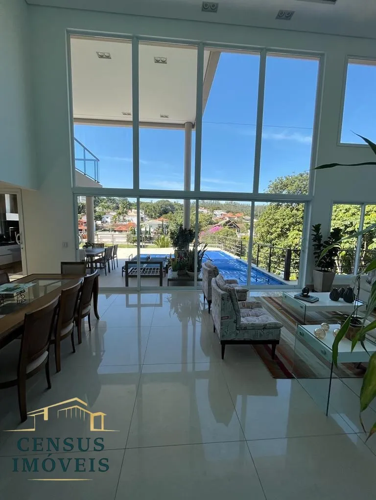 Foto do imóvel: Luxuosa casa à venda, 4 suítes, com edícula, no Condomínio Marambaia em Vinhedo/SP. em Condomínio Marambaia